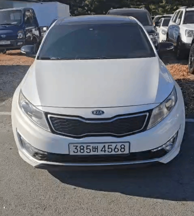 Подержанный Kia K5 I, 2.0 л, 2011 в Аджмане от KIMCHI MOTORS Белый цвет. Корейская | AUTO.AE