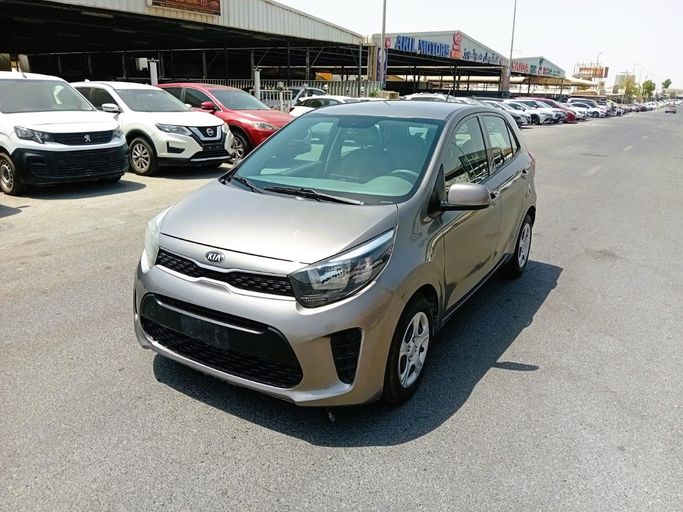 مستعملة ⁦Kia Picanto ثالثاً، 1.2 l، 2020⁩ في في الإمارات, عجمان، اللون رمادي. مواصفات الخليج | AUTO.AE | إعلان #286795