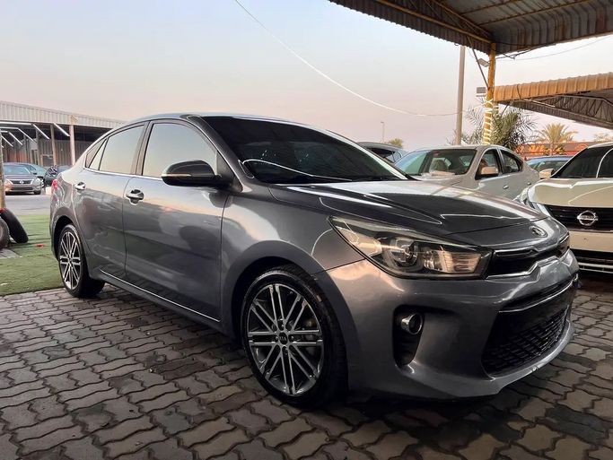 مستعملة Kia Rio IV (السوق العالمية), 1.6 l, 2019 في في عجمان من Horizon International Used Cars، اللون رمادي. مواصفات الخليج | AUTO.AE | إعلان #272075