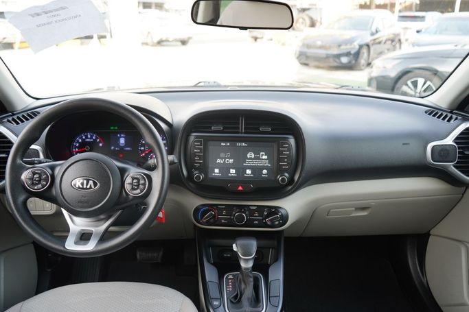 Подержанный Kia Soul III, 2.0 л, 2020 в Аджмане от Syria Motors Серый цвет.  | AUTO.AE