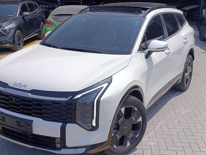 Used Kia Sportage V Facelift, 1.6 l, 2025 in Ajman by Zeno Motors Fze, White color. Korean Specs | AUTO.AE