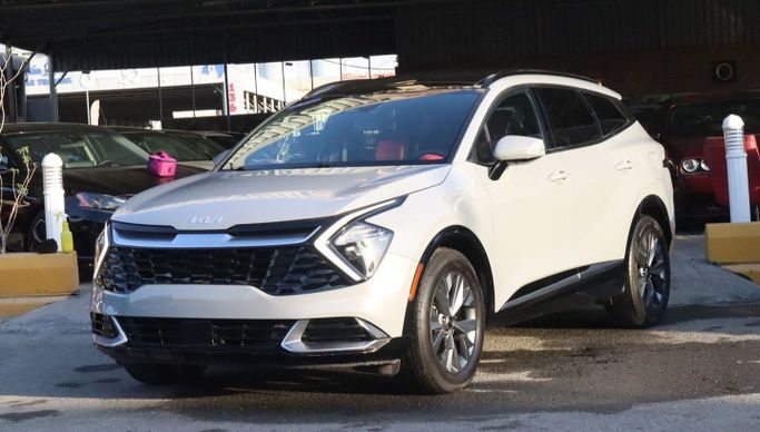 مستعملة Kia Sportage V, 2.0 l, 2023 في في عجمان من LOURD CARS TRADING، اللون أبيض. مواصفات الخليج | AUTO.AE | إعلان #270452