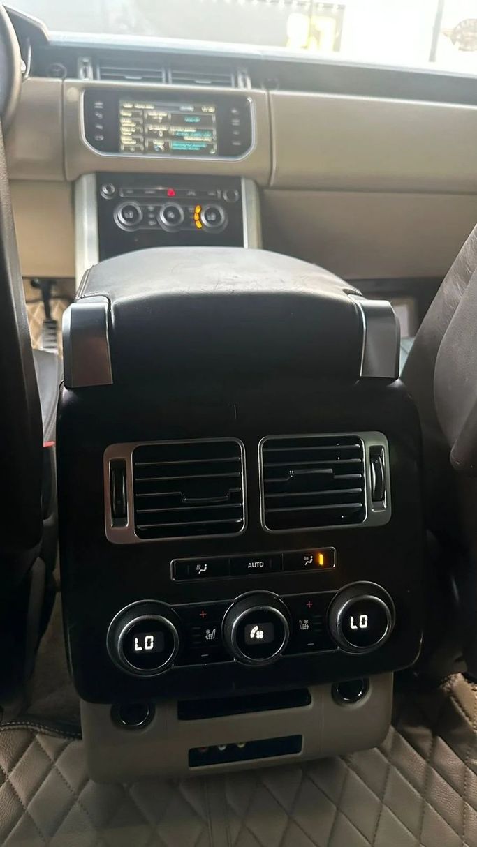 Подержанный Land Rover Range Rover P510 IV, 5.0 л, 2013 в Аджмане от Abu Rashid Cars  Белый цвет. GCC | AUTO.AE