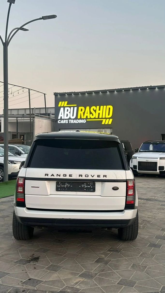 Подержанный Land Rover Range Rover P510 IV, 5.0 л, 2013 в Аджмане от Abu Rashid Cars  Белый цвет. GCC | AUTO.AE