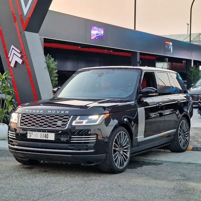 Подержанный Land Rover Range Rover P525 IV Рестайлинг, 5.0 л, 2018 в Аджмане от Damascus Motors  Черный цвет. Канадская | AUTO.AE