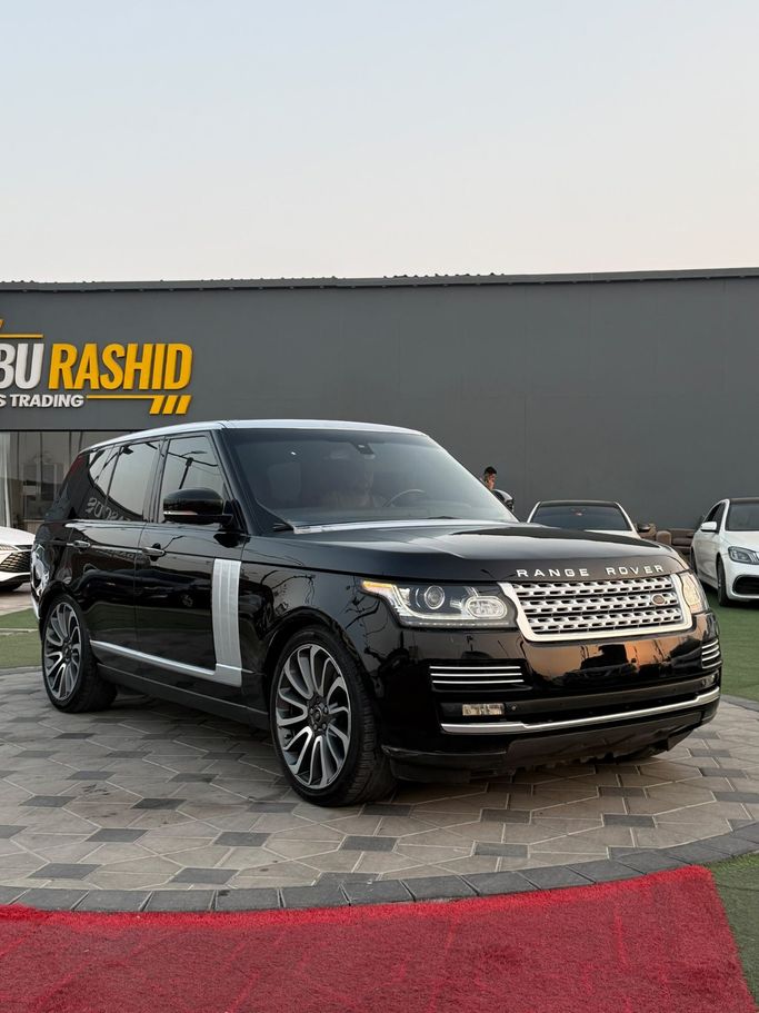 مستعملة ⁦Land Rover Range Rover P550 رابعاً، 5.0 l، 2016⁩ في في الإمارات, عجمان من DEAL CARS، اللون أسود. مواصفات الخليج | AUTO.AE | إعلان #288154