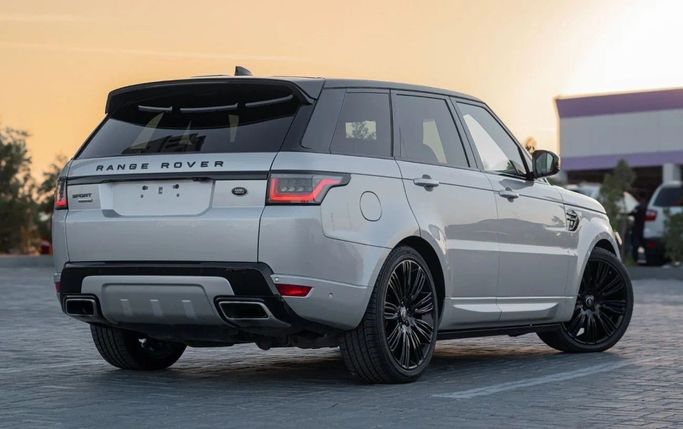Used Land Rover Range Rover Sport P525 II Facelift, 5.0 l, 2019 in Ajman by AMG Cars, Silver color. American Specs | AUTO.AE
