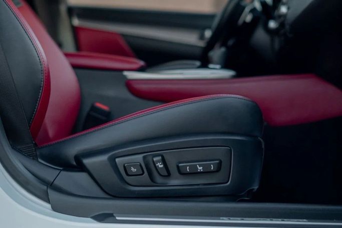 Used Lexus GS 350 IV Facelift, 3.5 l, 2019 in Ajman by AMG Cars, White color. American Specs | AUTO.AE