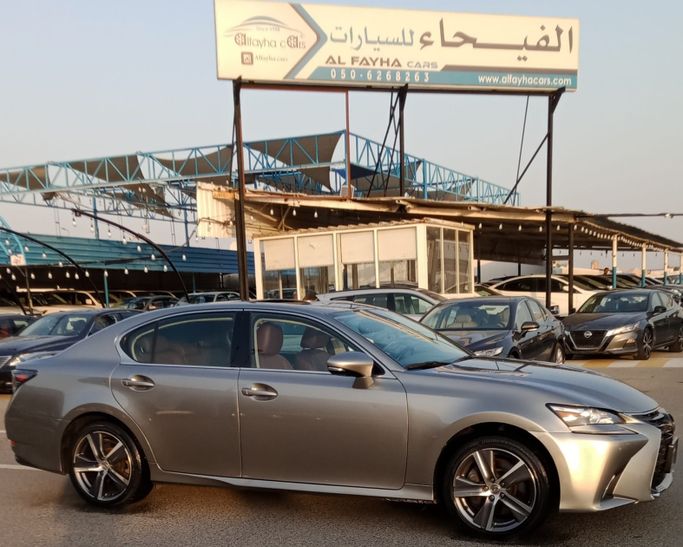 مستعملة Lexus GS 350 فيس ليفت IV, 3.5 l, 2016 في في عجمان من AL FAYHA CARS، اللون ذهبي. المواصفات الأمريكية | AUTO.AE