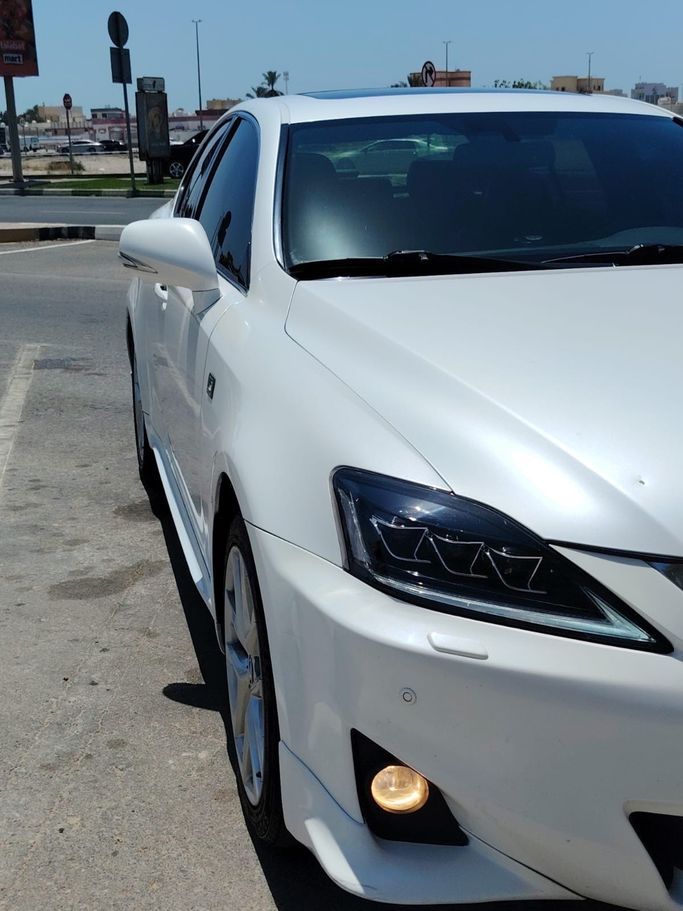Used Lexus IS 300 II Facelift 2, 3.0 l, 2012 in Ajman, White color. GCC Specs | AUTO.AE | Listing #267793