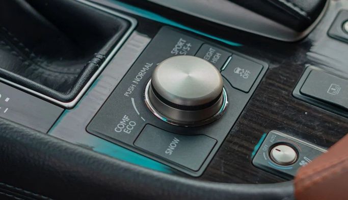 Used Lexus LS 460 L IV Facelift 2, 4.6 l, 2015 in Ajman by AMG Cars, Red color. American Specs | AUTO.AE