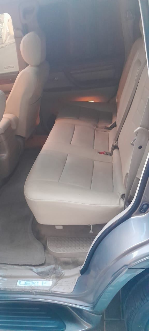 Used Lexus LX 470 II, 4.7 l, 1999 in Ajman, Other Color color. American Specs | AUTO.AE