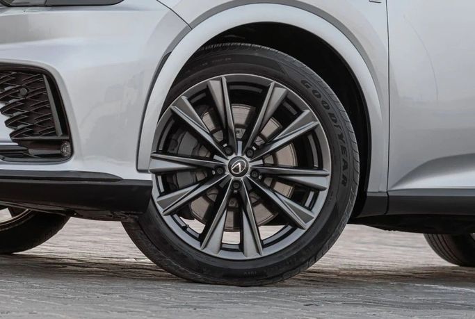 Used Lexus RX 350 V, 2.4 l, 2023 in Ajman by AMG Cars, Silver color. American Specs | AUTO.AE