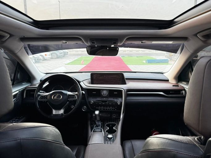 Подержанный Lexus RX 350 IV, 3.5 л, 2017 в Аджмане от Abu Rashid Cars  Черный цвет. GCC | AUTO.AE