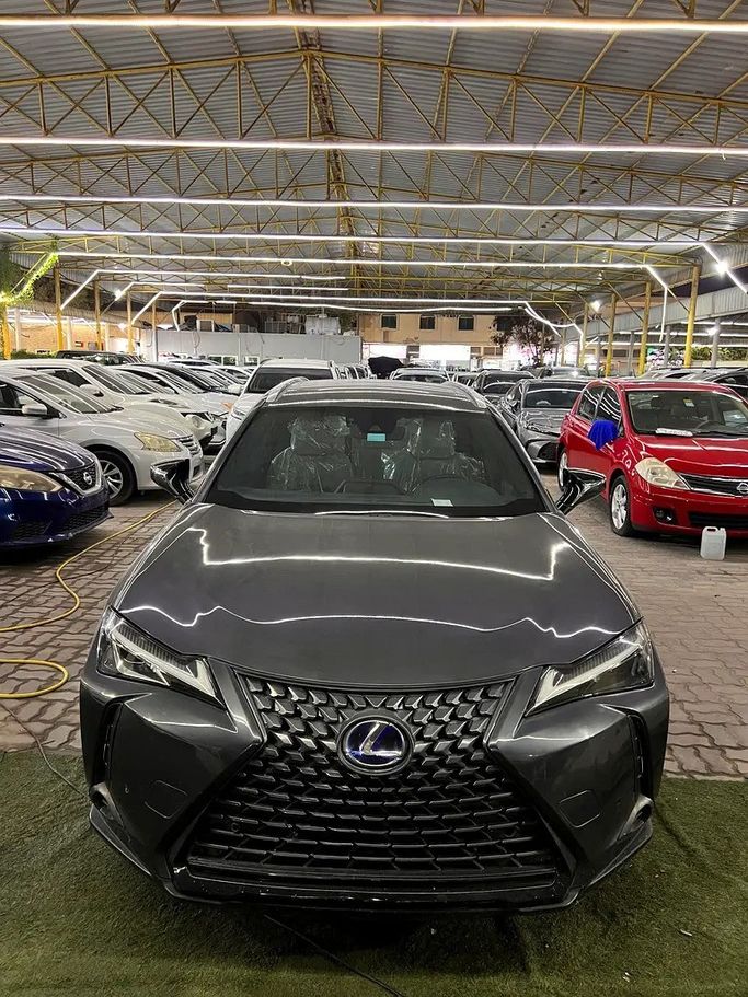 Подержанный Lexus UX 250h I, 2.0 л, 2024 в Аджмане от Horizon International Used Cars Серый цвет. Американская | AUTO.AE | Объявление #272103