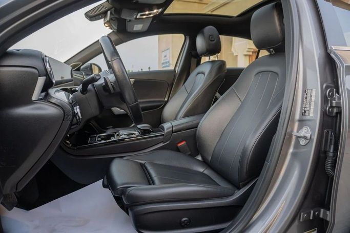 Подержанный Mercedes-Benz A-Class 220 IV (W177), 2.0 л, 2020 в Аджмане от AMG Cars Серый цвет. Американская | AUTO.AE