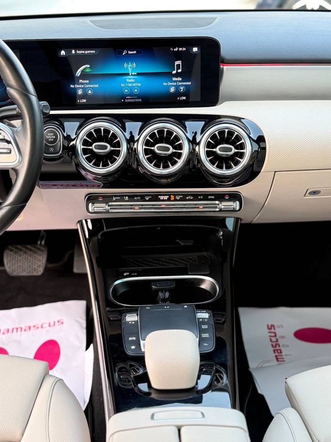 Подержанный Mercedes-Benz A-Class 220 IV (W177), 2.0 л, 2021 в Аджмане от Syria Motors Синий цвет.  | AUTO.AE