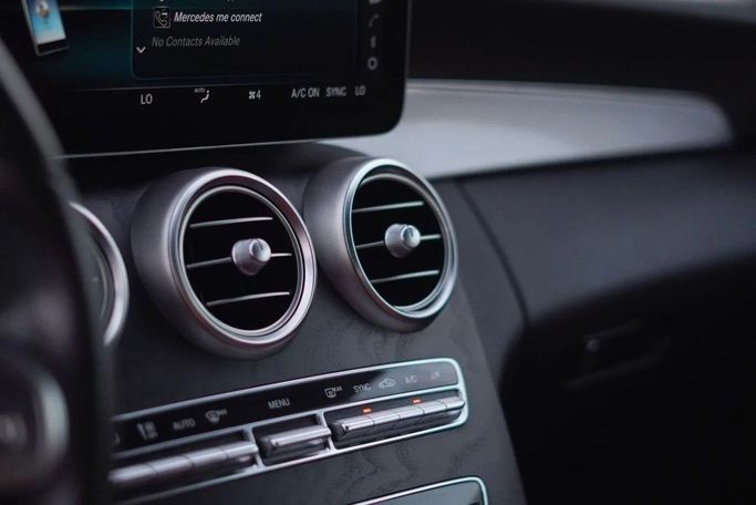 Used Mercedes-Benz C-Class 300 IV (W205) Facelift, 2.0 l, 2020 in Ajman by AMG Cars, White color. American Specs | AUTO.AE