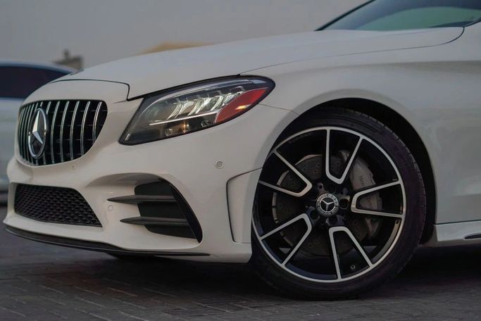 Used Mercedes-Benz C-Class 300 IV (W205) Facelift, 2.0 l, 2020 in Ajman by AMG Cars, White color. American Specs | AUTO.AE
