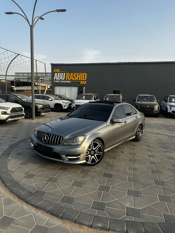 Used Mercedes-Benz C-Class 200 III (W204) Facelift, 1.8 l, 2014 in Ajman by Abu Rashid Cars , Grey color. GCC Specs | AUTO.AE