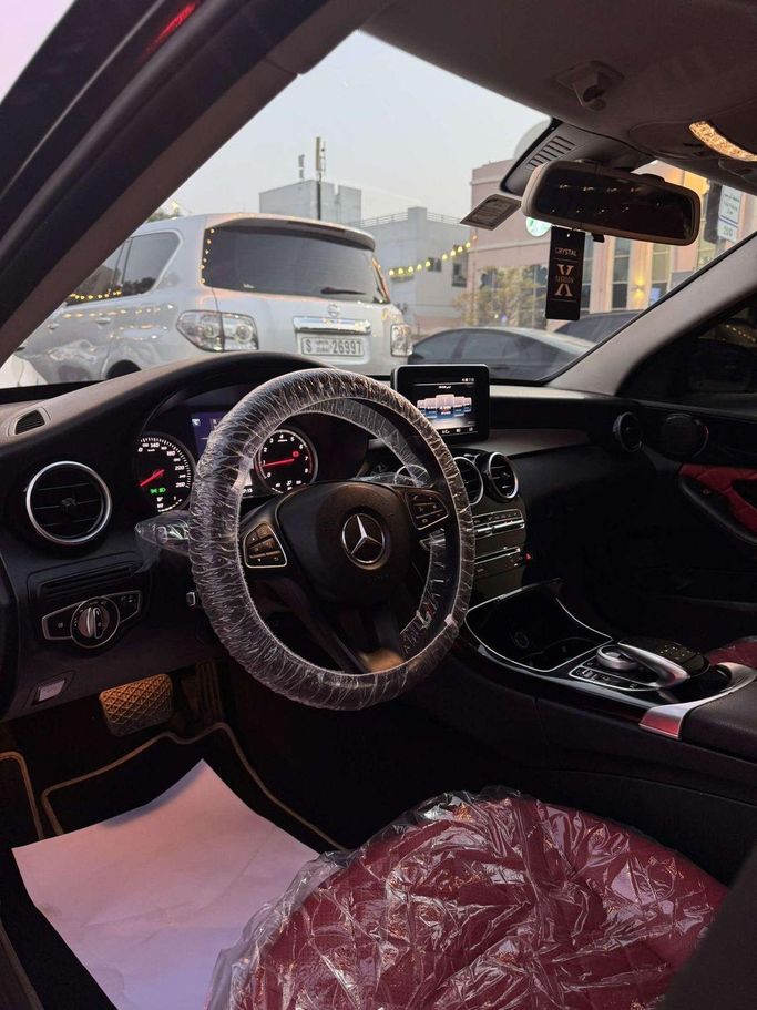 Used Mercedes-Benz C-Class 200 IV (W205) Facelift, 2.0 l, 2018 in Ajman, Black color. GCC Specs | AUTO.AE