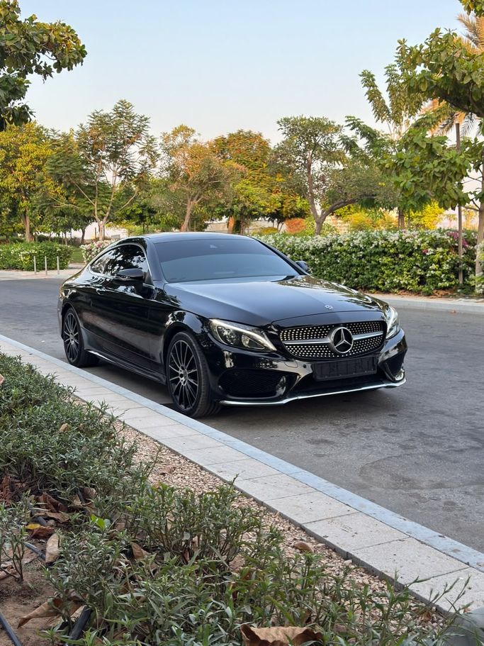 Used ⁦Mercedes-Benz C-Class 200 IV (W205), 2.0 l, 2018⁩ in UAE, Ajman by DEAL CARS, Black color. GCC Specs | AUTO.AE | Listing #288521