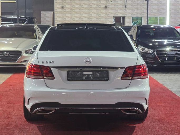 Used Mercedes-Benz E-Class 300 IV (W212, S212, C207) Facelift, 3.5 l, 2014 in Ajman by Abu Rashid Cars , White color. GCC Specs | AUTO.AE