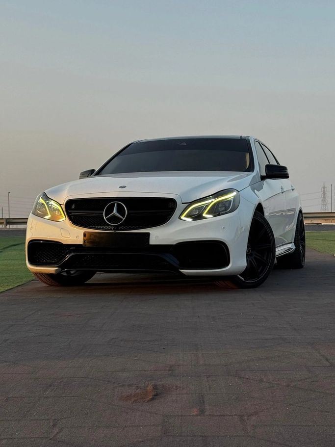 Used Mercedes-Benz E-Class 300 IV (W212, S212, C207) Facelift, 3.5 l, 2014 in Ajman by Abu Rashid Cars , White color. GCC Specs | AUTO.AE
