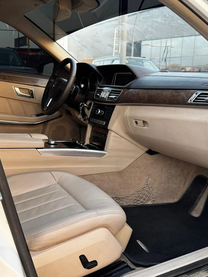 Used Mercedes-Benz E-Class 300 IV (W212, S212, C207) Facelift, 3.5 l, 2014 in Ajman by Abu Rashid Cars , White color. GCC Specs | AUTO.AE