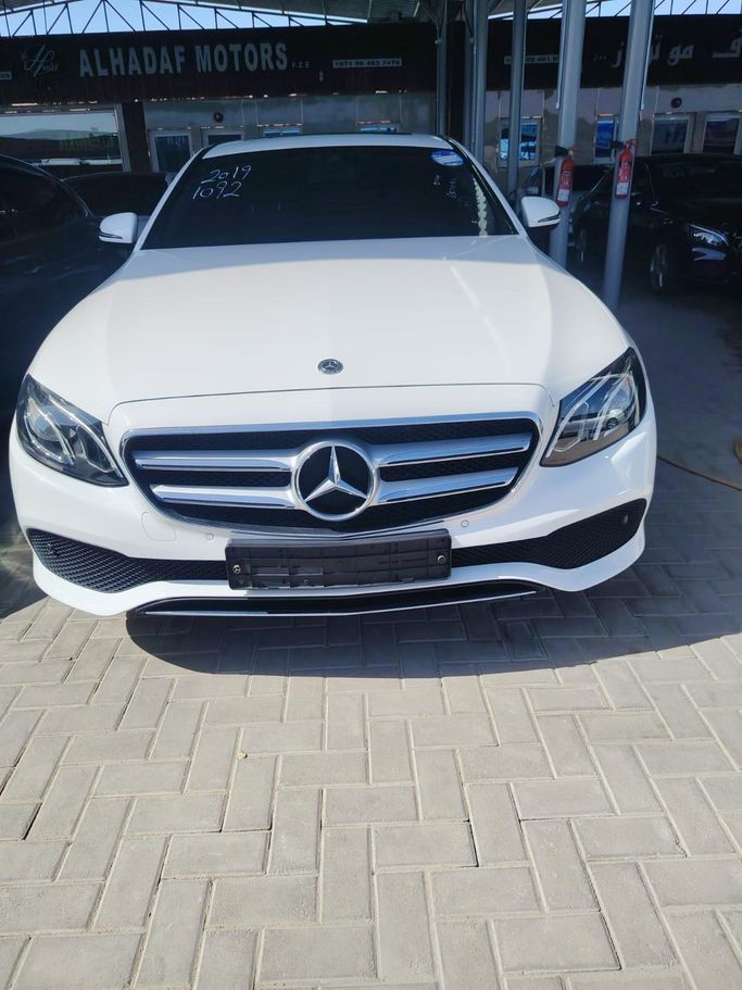 Used Mercedes-Benz E-Class 300 V (W213, S213, C238), 2.0 l, 2019 in Ajman by Al Hadaf Motors, White color.  | AUTO.AE