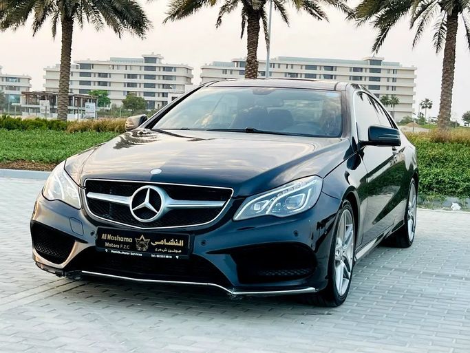 Used Mercedes-Benz E-Class 250 V (W213, S213, C238), 2.0 l, 2016 in Ajman by AL NASHAMA MOTORS, Black color.  | AUTO.AE