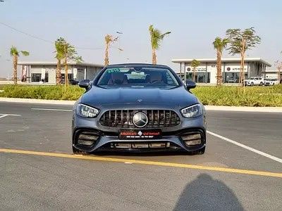 مستعملة Mercedes-Benz E-Class 450 V (W213، S213، C238), 3.0 l, 2018 في في الإمارات, عجمان من ALWAJAHA AUTO، اللون أسود. المواصفات الأمريكية | AUTO.AE | إعلان #282160