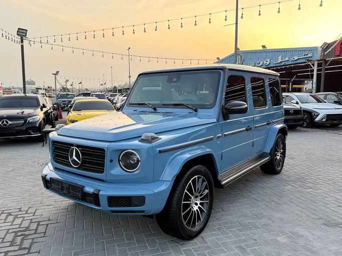 مستعملة Mercedes-Benz G-Class 500 III (W463), 4.0 l, 2021 في في عجمان من TOP 1 MOTORS، اللون أزرق فاتح. مواصفات الخليج | AUTO.AE