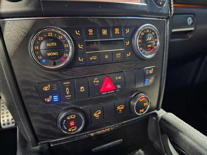 Used Mercedes-Benz GL-Class 500 II (X166), 4.7 l, 2012 in Ajman by Abu Rashid Cars , Grey color. Other | AUTO.AE