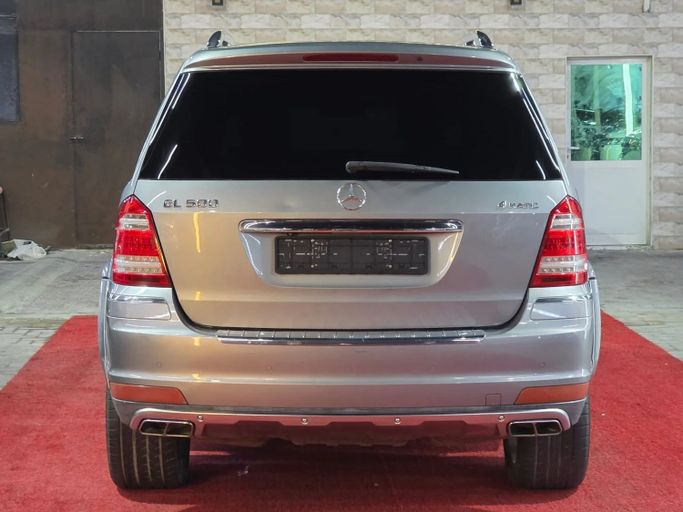 Used Mercedes-Benz GL-Class 500 II (X166), 4.7 l, 2012 in Ajman by Abu Rashid Cars , Grey color. Other | AUTO.AE