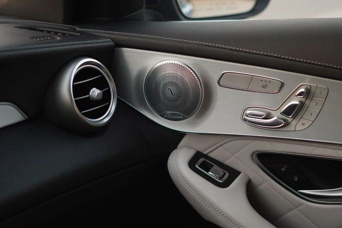 Used Mercedes-Benz GLC 300 I (X253), 2.0 l, 2018 in Ajman by AMG Cars, Blue color. American Specs | AUTO.AE