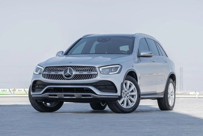 Used Mercedes-Benz GLC 300 I (X253) Facelift, 2.0 l, 2020 in Ajman by AMG Cars, Silver color. American Specs | AUTO.AE