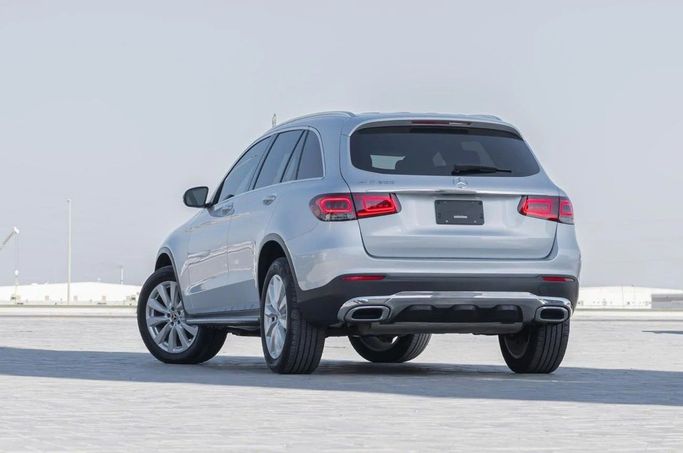 Used Mercedes-Benz GLC 300 I (X253) Facelift, 2.0 l, 2020 in Ajman by AMG Cars, Silver color. American Specs | AUTO.AE