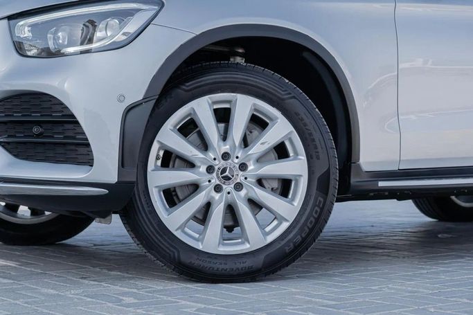 Used Mercedes-Benz GLC 300 I (X253) Facelift, 2.0 l, 2020 in Ajman by AMG Cars, Silver color. American Specs | AUTO.AE