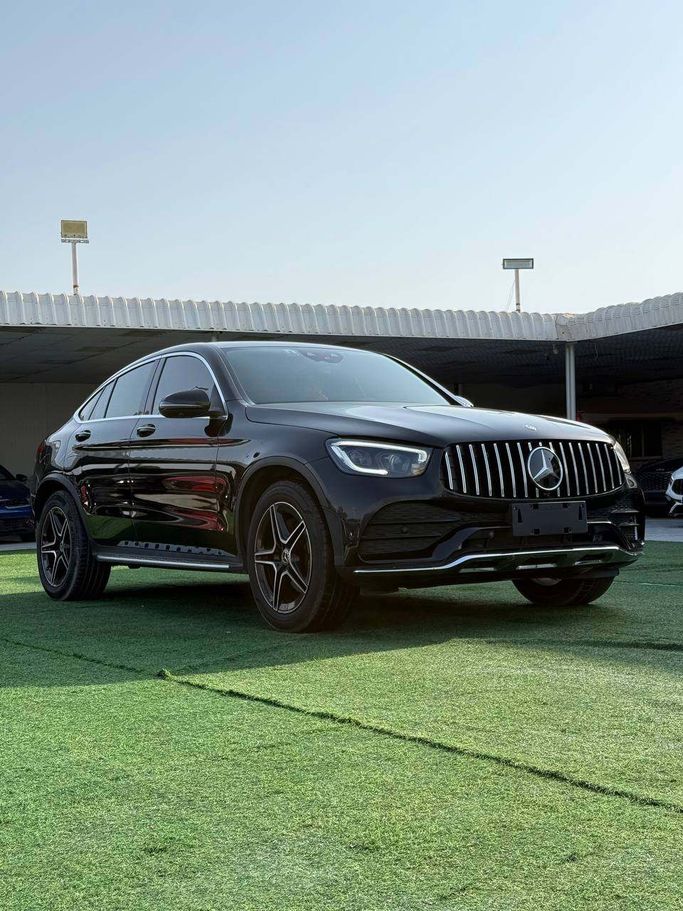 مستعملة Mercedes-Benz GLC Coupe 300 I (C253) فيس ليفت, 2.0 l, 2023 في في عجمان من Syria Motors، اللون أسود. المواصفات الكورية | AUTO.AE | إعلان #271579