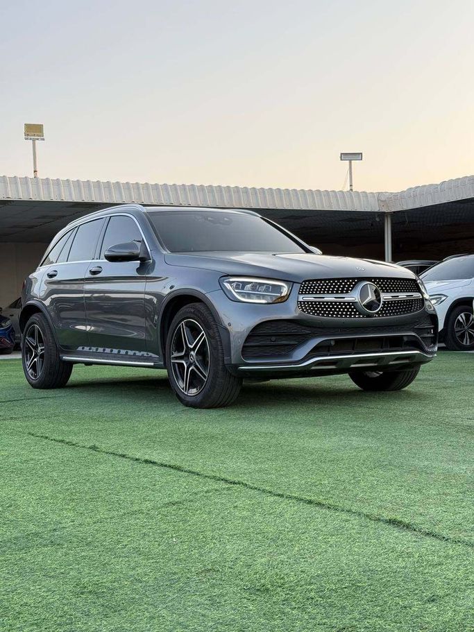 مستعملة Mercedes-Benz GLC 300 II (X254), 2.0 l, 2022 في في عجمان من Syria Motors، اللون رمادي. المواصفات الكورية | AUTO.AE | إعلان #271590