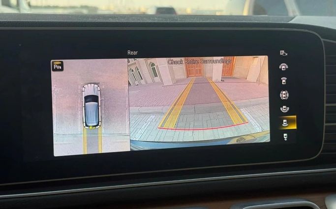 Подержанный Mercedes-Benz GLE 350 II (V167), 2.0 л, 2020 в Аджмане от AMG Cars Синий цвет. Американская | AUTO.AE