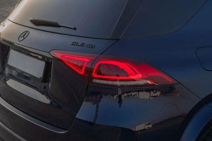 Подержанный Mercedes-Benz GLE 350 II (V167), 2.0 л, 2020 в Аджмане от AMG Cars Синий цвет. Американская | AUTO.AE