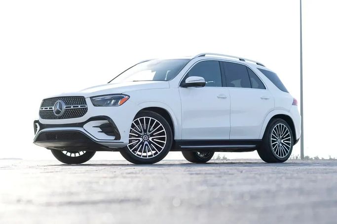 Подержанный Mercedes-Benz GLE 350 II (V167) Рестайлинг, 2.0 л, 2024 в ОАЭ, Аджман от AMG Cars Белый цвет. Американская | AUTO.AE | Объявление #278661
