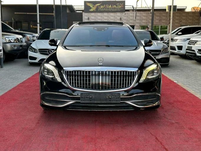 Used Mercedes-Benz Maybach S-Class 500 I (X222), 4.7 l, 2016 in Ajman by Al Jernas Used Cars Trading FZE, Black color. American Specs | AUTO.AE