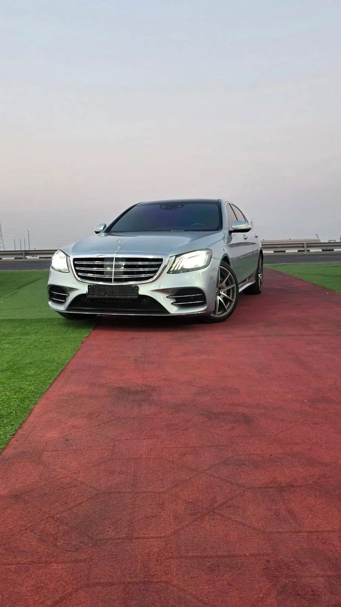 Used Mercedes-Benz S-Class 450 VI (W222, C217) Facelift, 3.0 l, 2018 in Ajman by Abu Rashid Cars , Silver color. GCC Specs | AUTO.AE