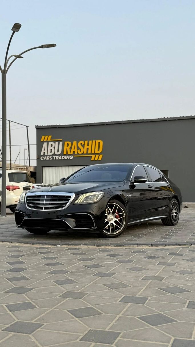 Подержанный Mercedes-Benz S-Class 550 VI (W222, C217), 4.7 л, 2015 в Аджмане от Abu Rashid Cars  Черный цвет. Американская | AUTO.AE