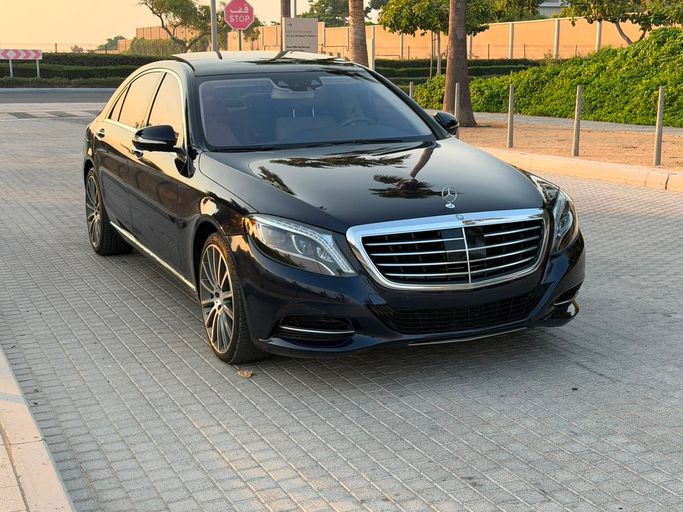 Used ⁦Mercedes-Benz S-Class 550 VI (W222, C217), 4.7 l, 2015⁩ in UAE, Ajman by DEAL CARS, Black color. American Specs | AUTO.AE | Listing #288524