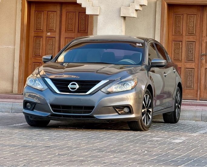 مستعملة ⁦Nissan Altima عملية فيس ليفت V (L33)، 2.5 l، 2018⁩ في في الإمارات, عجمان من SAEED MOTORS، اللون رمادي. مواصفات الخليج | AUTO.AE | إعلان #287445