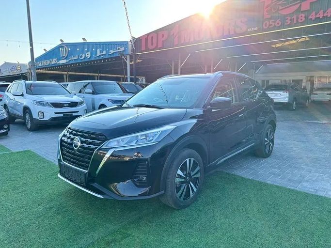 مستعملة Nissan Kicks أنا شد الوجه, 1.6 l, 2022 في في عجمان من TOP 1 MOTORS، اللون أسود. مواصفات الخليج | AUTO.AE